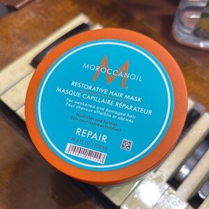 Moroccanoil Restorative Hair Mask